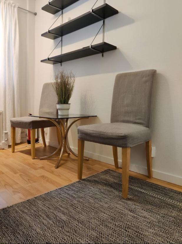 House. 80M2, Near Lake, With Car Charge. Sommarbo Buitenkant foto
